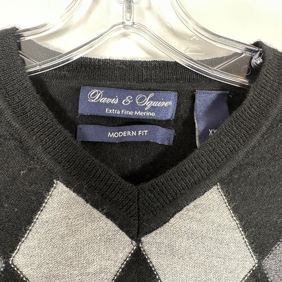 Davis & Squire Men's Size XXL Extra Fine Merino Wool Black Argyle Sweater - Picture 5 of 10